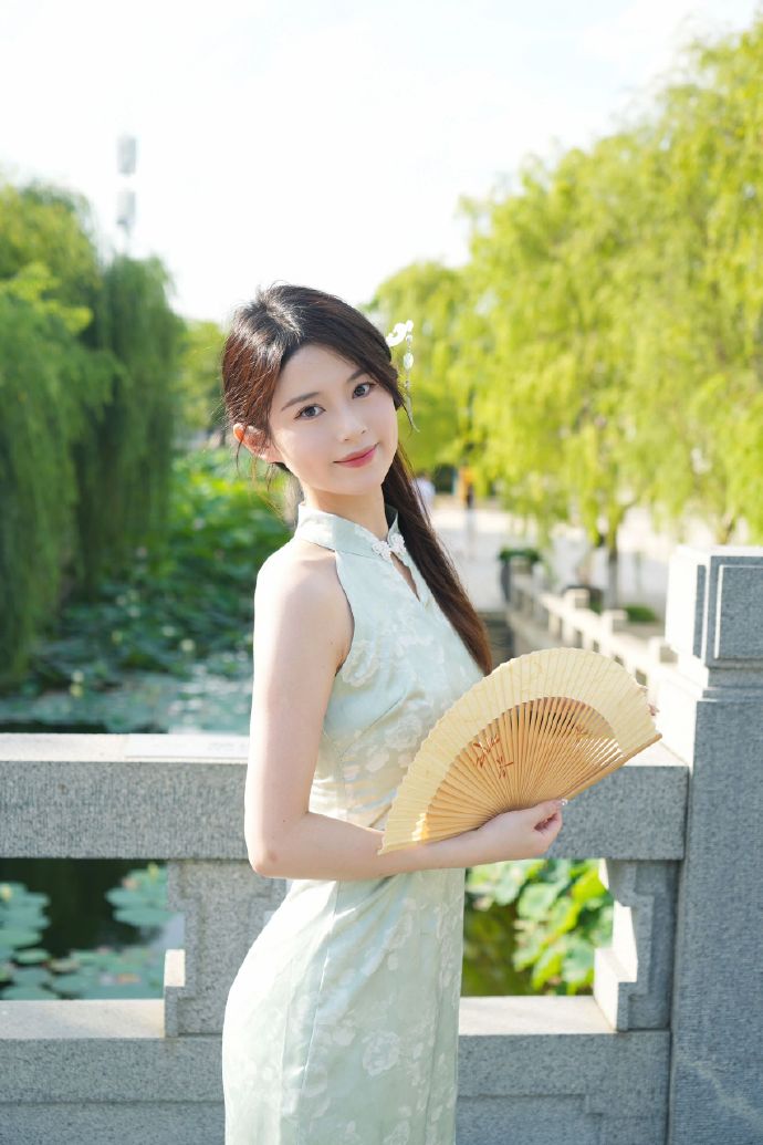 紫罗兰永恒花园 封面